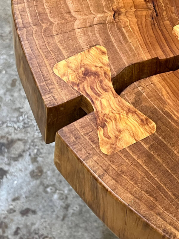 Coffee Table in Cedro con inserto in Cipresso Marezzato